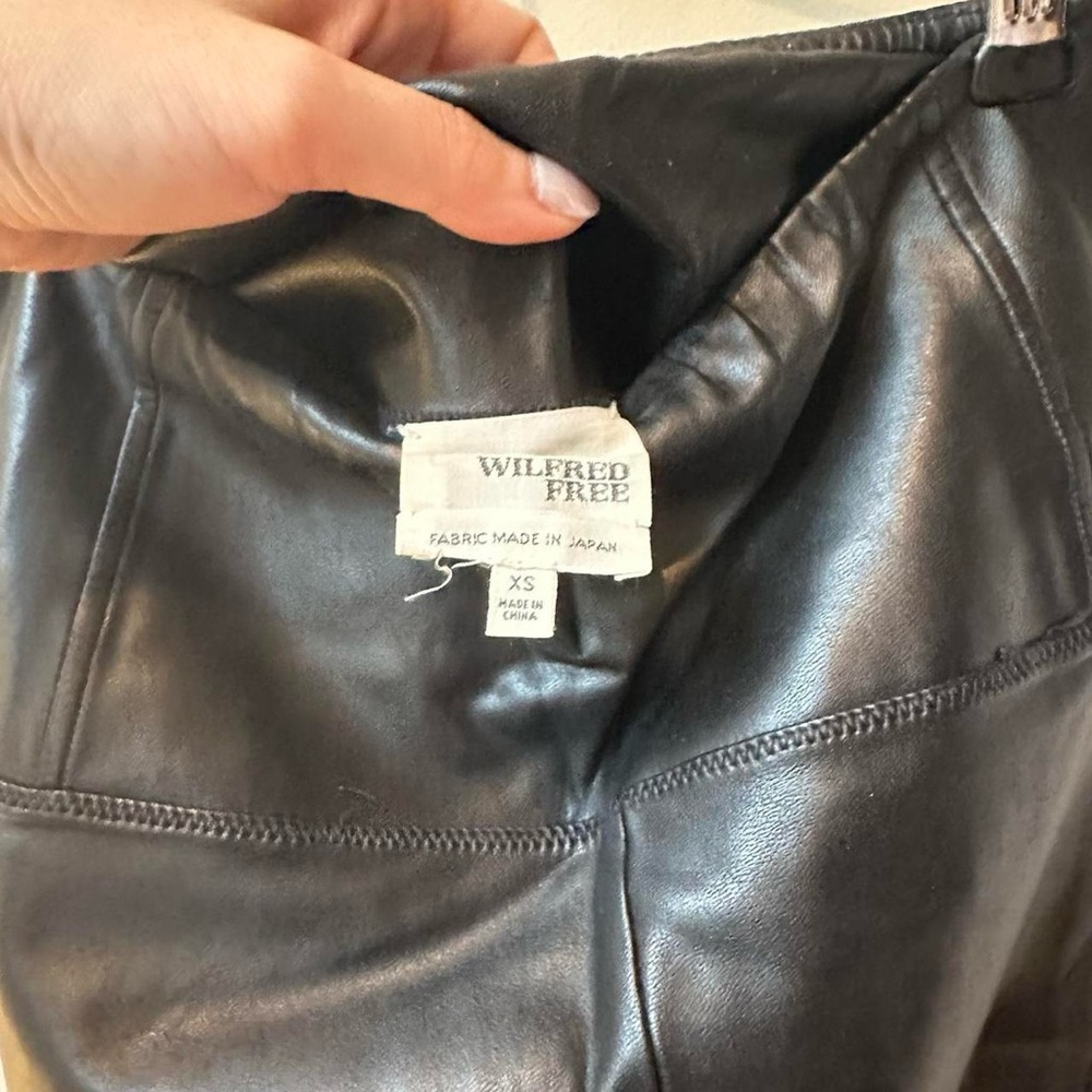 Aritzia Daria Pant View 3
